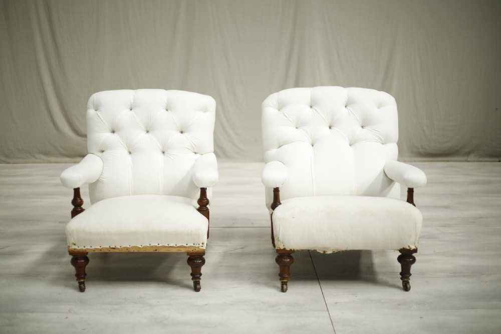 Pair of 19th century country house open armchairs View VI