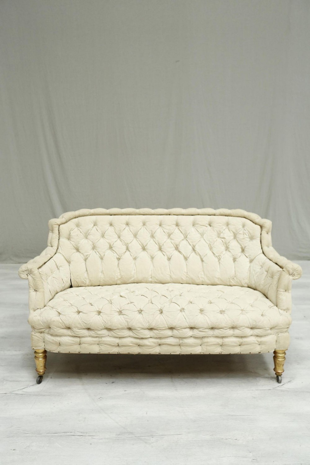19th century Buttoned Piecrust French sofa