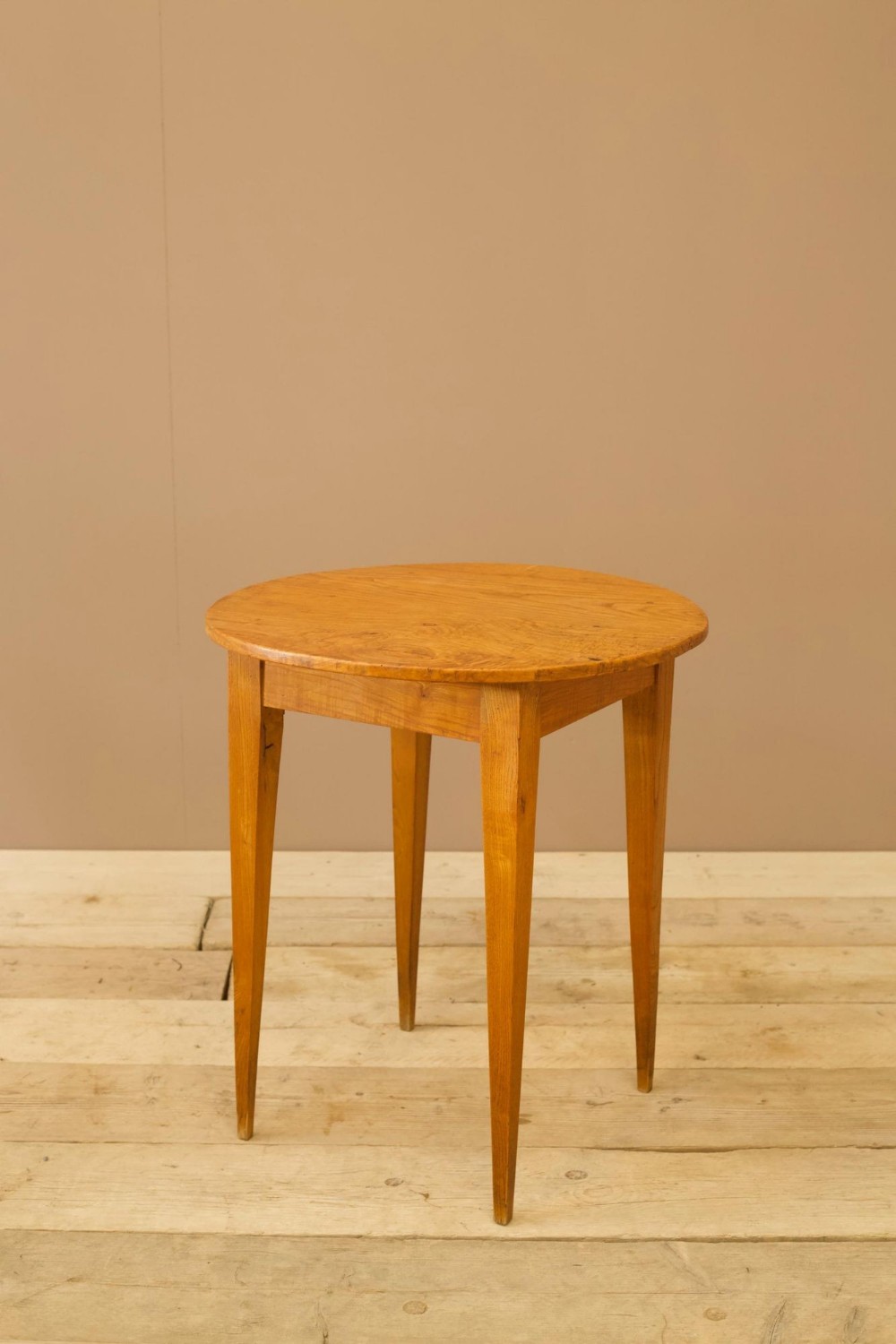 French 19th century side table with tapered legs