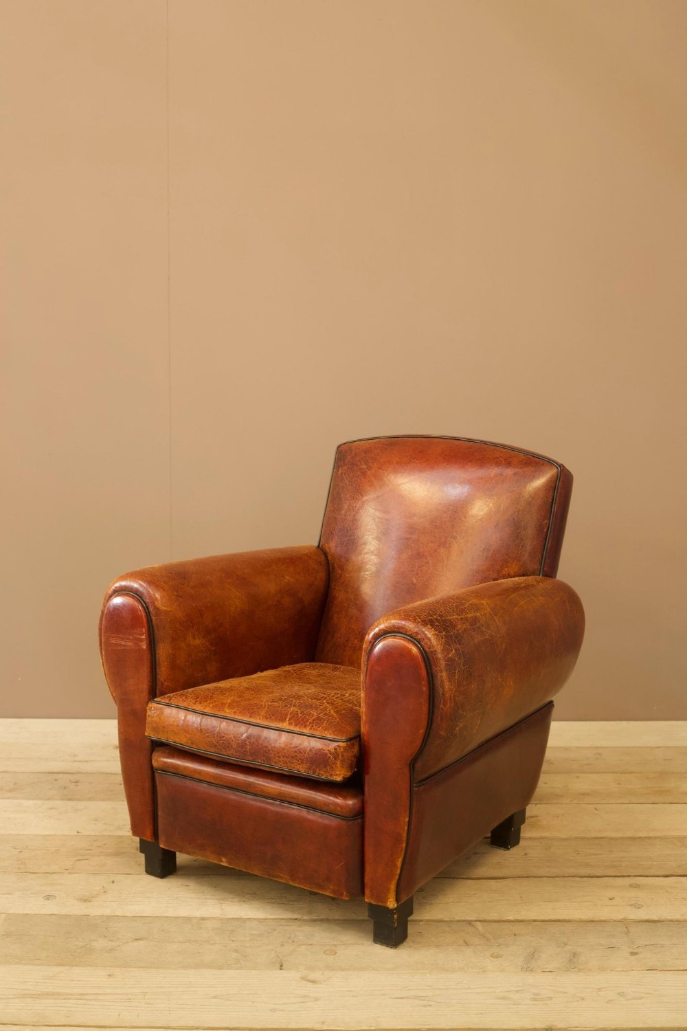 Single 20th century leather club chair