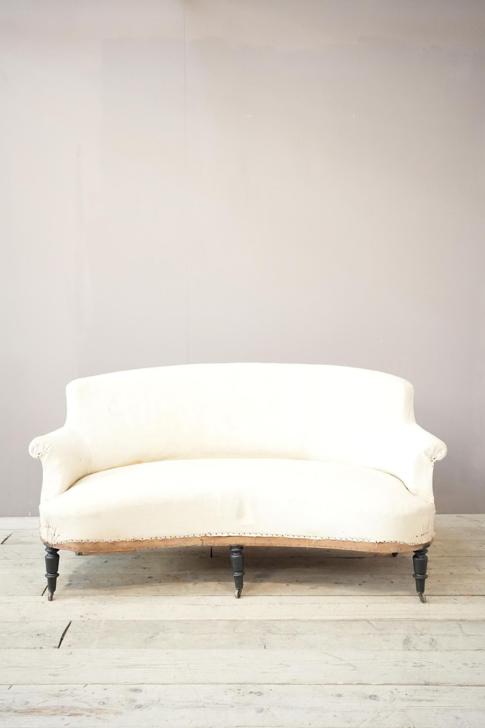 Napoleon III Kidney shaped sofa