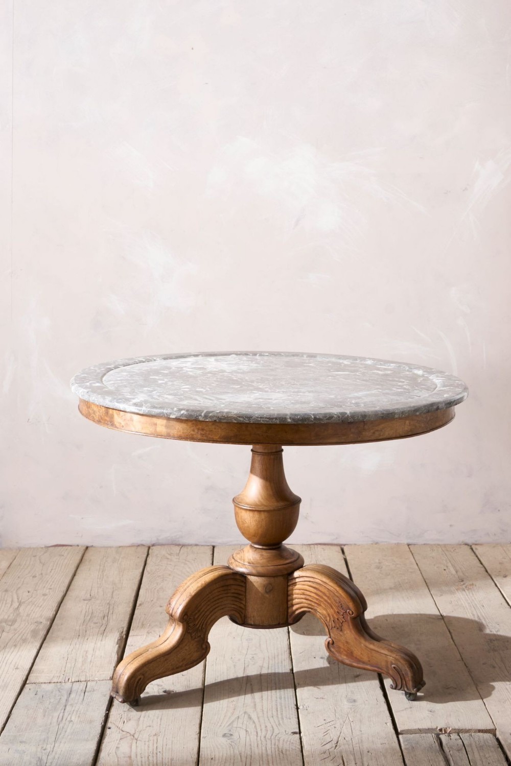 Early 19th century Walnut and Grey marble Gueridon Table