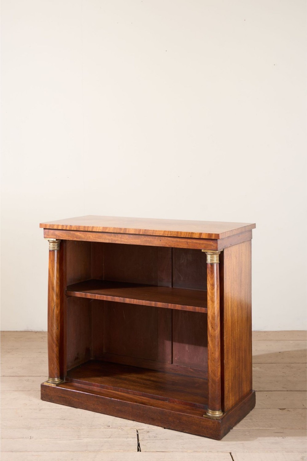 19th century Early Victorian Mahogany columned library book case
