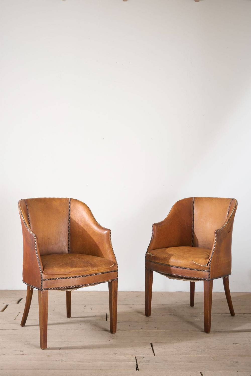 Pair of Early 20th century English bridge tub chairs