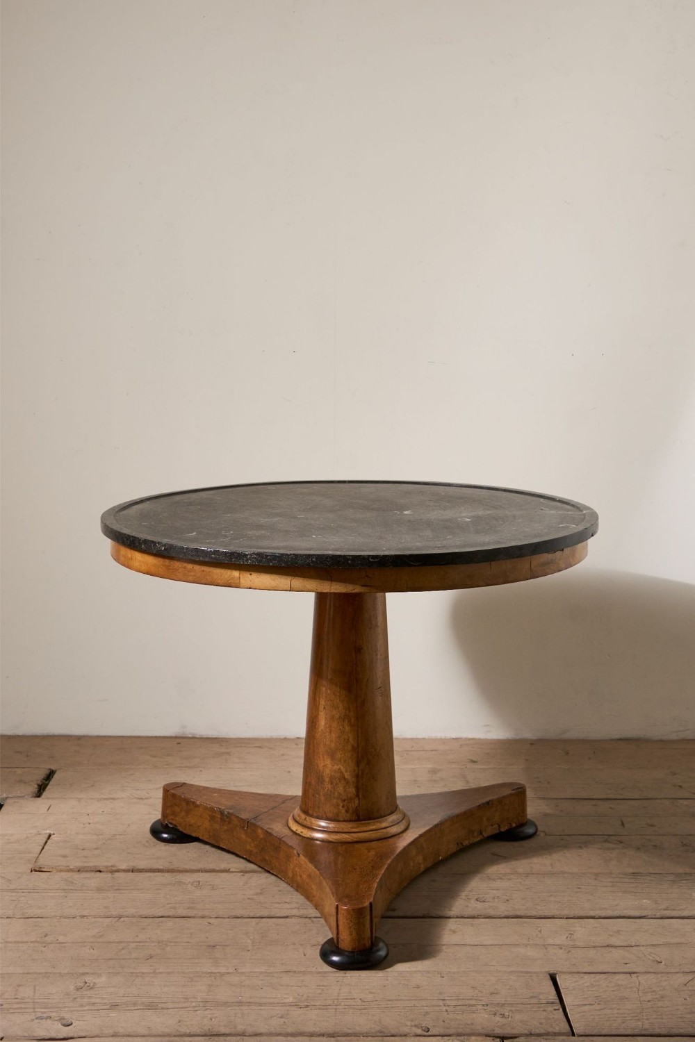 19th Century Fossil marble and mahogany Gueridon table