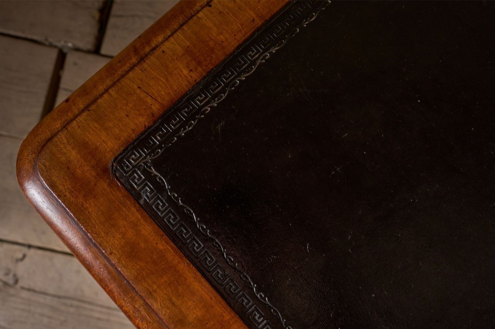 Detail View