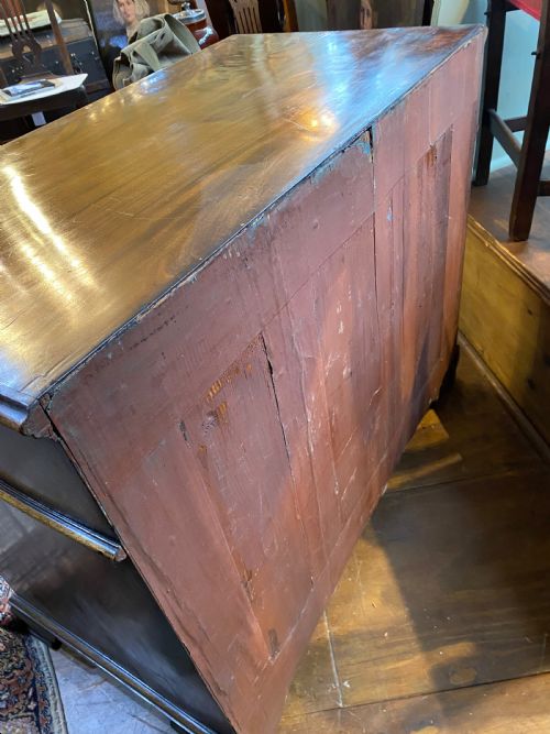 LATE 18TH C MAHOGANY KNEEHOLE DESK ON BRACKET FEET - ADDITIONAL PHOTO 5