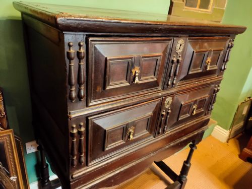 17TH CENTURY TWO DRAWER OAK CHEST ON STAND - ADDITIONAL PHOTO 3