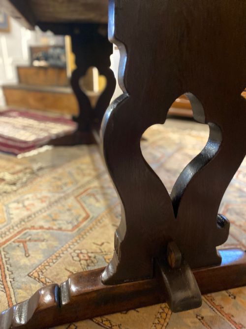 EARLY 19TH CENTURY LARGE OAK TRESTLE REFECTORY TABLE - ADDITIONAL PHOTO 5