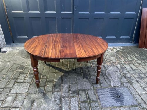 EARLY 20TH CENTURY MAHOGANY DINING TABLE WITH EXTENDING LEAVES - ADDITIONAL PHOTO 9