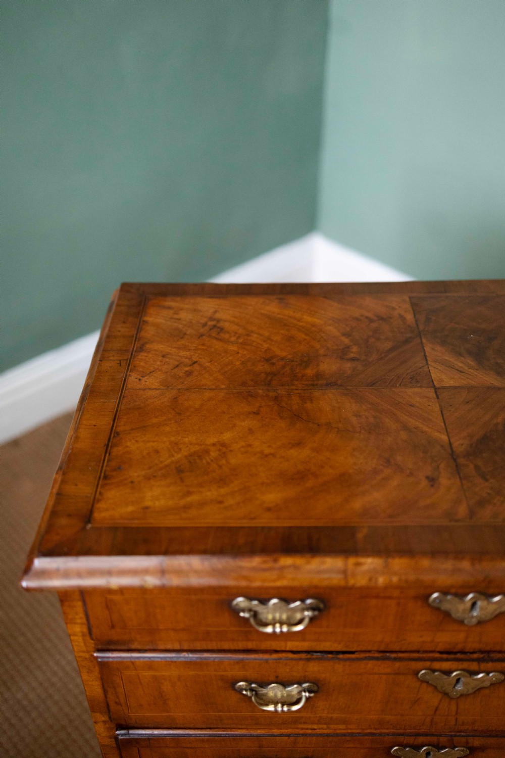 William and Mary Walnut Chest of Drawers with Drop Handles View V