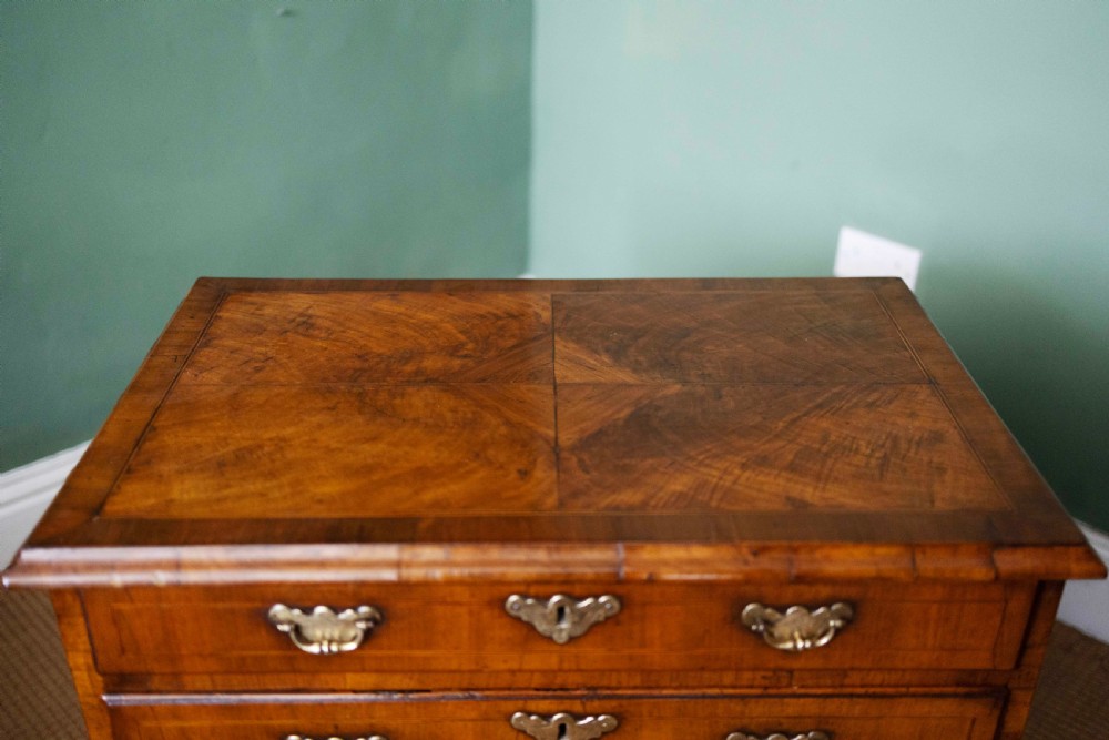 William and Mary Walnut Chest of Drawers with Drop Handles View VI