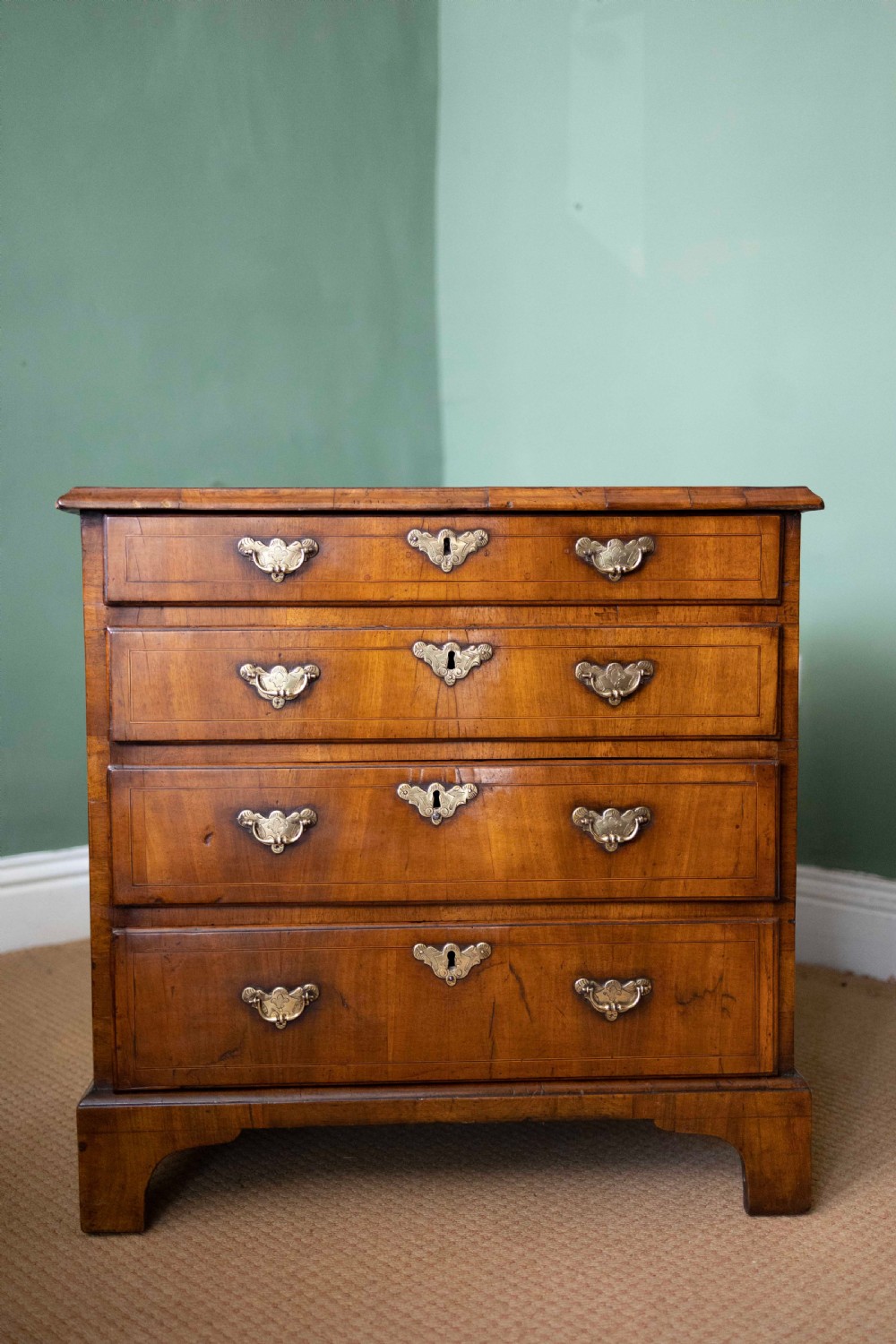 William and Mary Walnut Chest of Drawers with Drop Handles View XII