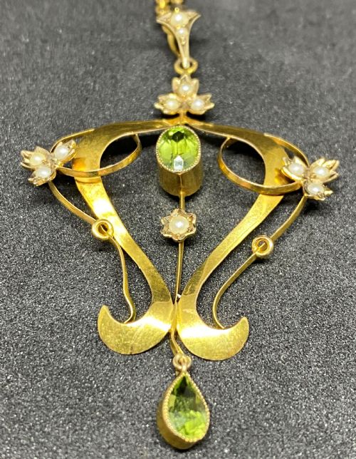 EDWARDIAN 9CT GOLD SEED PEARL PERIDOT LAVALIERE NECKLACE - ADDITIONAL PHOTO 1