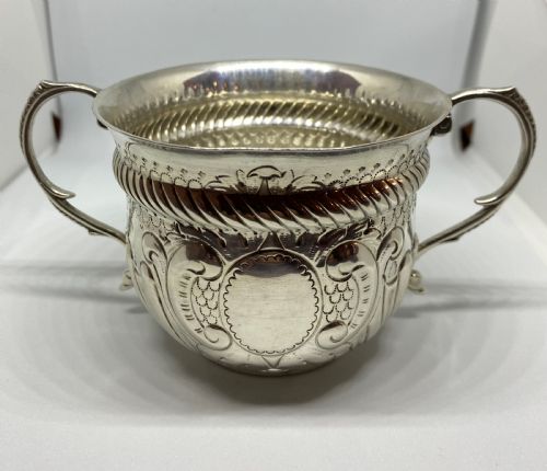 VICTORIAN SOLID SILVER PORRINGER - ADDITIONAL PHOTO 2