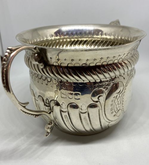 VICTORIAN SOLID SILVER PORRINGER - ADDITIONAL PHOTO 4