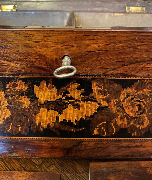FINE TUNBRIDGE WARE TEA CADDY - ADDITIONAL PHOTO 5
