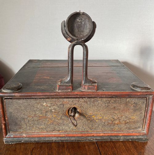folk art gambling till - CATEGORY: ANTIQUE BOXES - DATED VICTORIAN