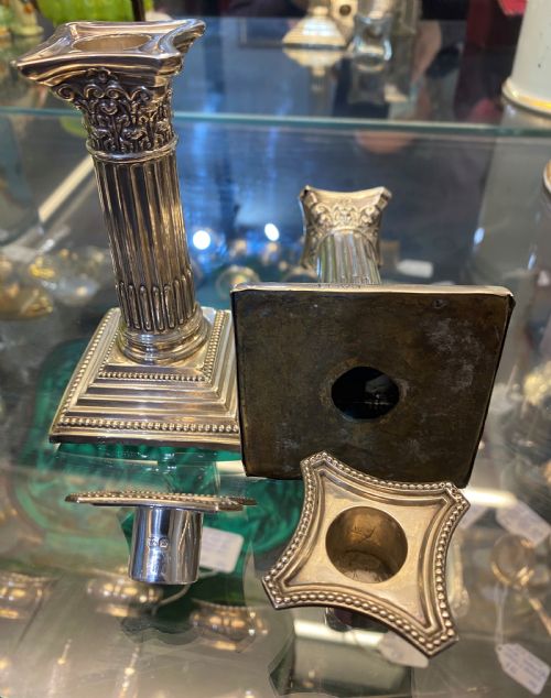 PAIR OF CHESTER SILVER CORINTHIAN COLUMN CANDLESTICKS - ADDITIONAL PHOTO 7