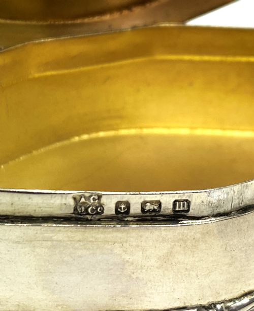 SOLID SILVER TABLE SNUFF BOX - ADDITIONAL PHOTO 4
