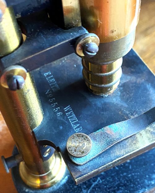 ANTIQUE LEITZ MICROSCOPE IN ORIGINAL FITTED BOX - ADDITIONAL PHOTO 6