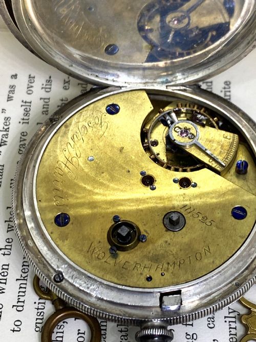 RARE VICTORIAN CHESTER SILVER CENTRE SECONDS CHRONOGRAPH POCKET WATCH - ADDITIONAL PHOTO 2