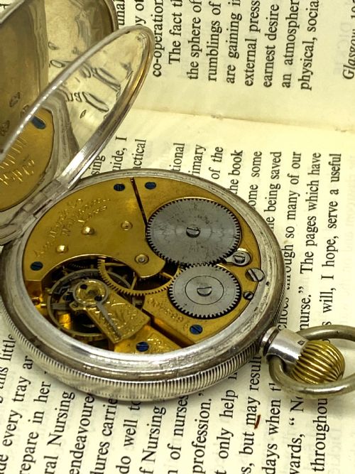 GOOD WALTHAM SILVER OPEN FACE POCKET WATCH - ADDITIONAL PHOTO 3