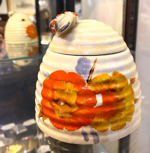 clarice cliff honey pot - CATEGORY: ANTIQUE CERAMICS - DATED 1930