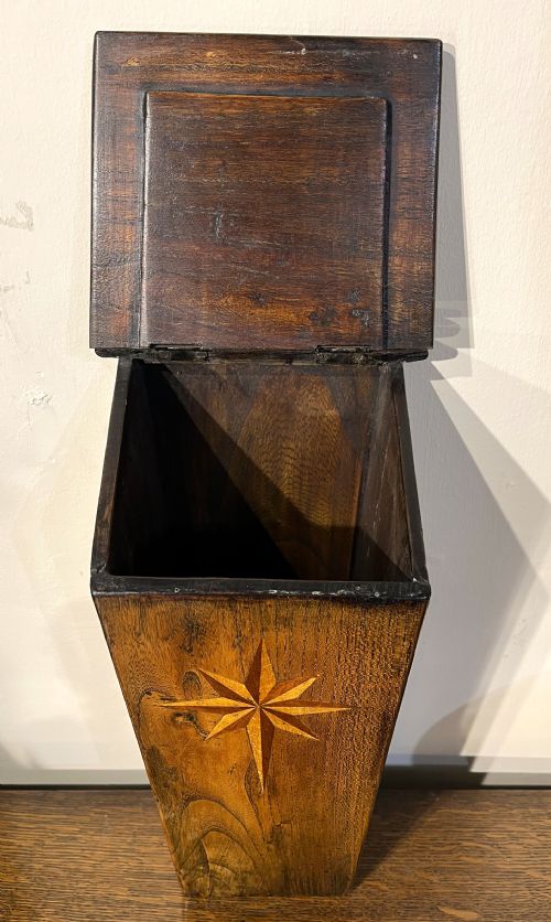 EARLY VICTORIAN ELMWOOD CANDLE BOX - ADDITIONAL PHOTO 2