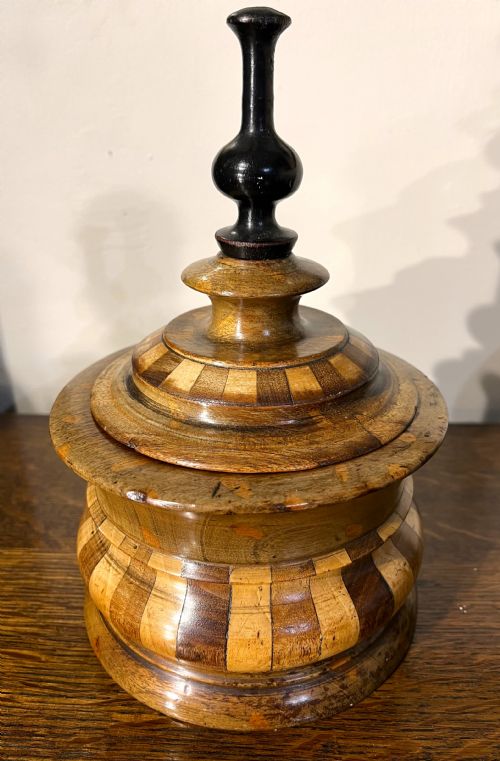 FINE EARLY VICTORIAN DUTCH TURNED STAVED TREEN TOBACCO JAR - ADDITIONAL PHOTO 1