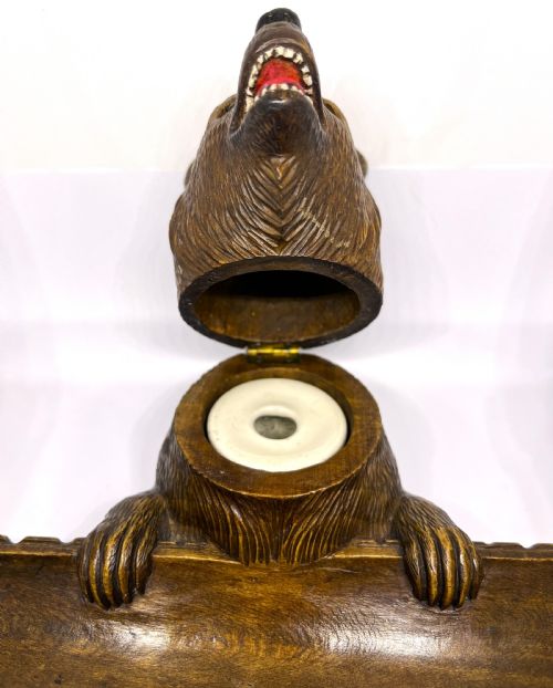 BLACK FOREST INKWELL AS A BEAR WITH LOG PEN TRAY - ADDITIONAL PHOTO 3