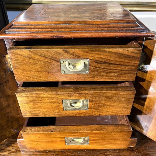 MINIATURE WALNUT HUMIDOR CABINET - ADDITIONAL PHOTO 2