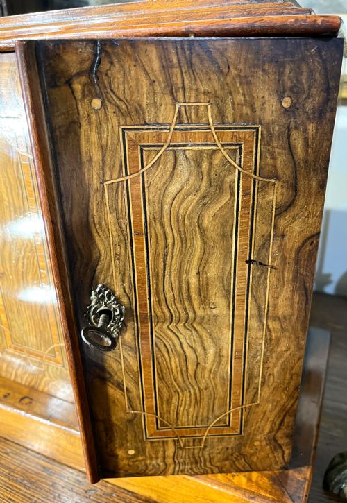 MINIATURE WALNUT HUMIDOR CABINET - ADDITIONAL PHOTO 6