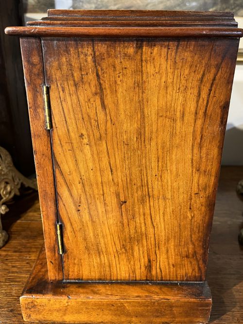 MINIATURE WALNUT HUMIDOR CABINET - ADDITIONAL PHOTO 8