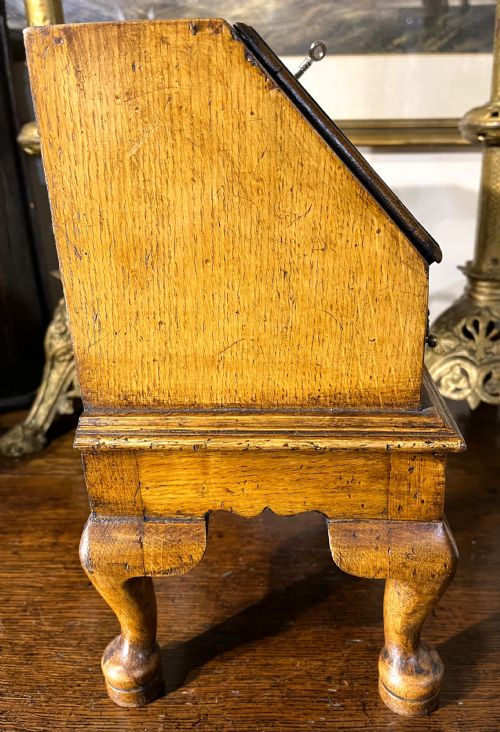 QUEEN ANNE STYLE BURR OAK BUREAU - ADDITIONAL PHOTO 6