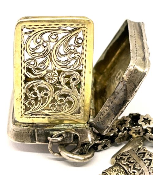 NATHANIEL MILLS EARLY VICTORIAN SILVER VINAIGRETTE - ADDITIONAL PHOTO 4