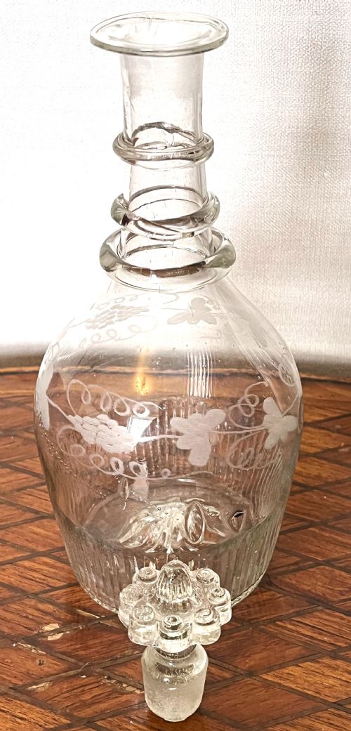 GEORGIAN IRISH GLASS DECANTER C1810 - ADDITIONAL PHOTO 2