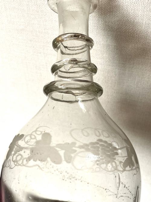 GEORGIAN IRISH GLASS DECANTER C1810 - ADDITIONAL PHOTO 6