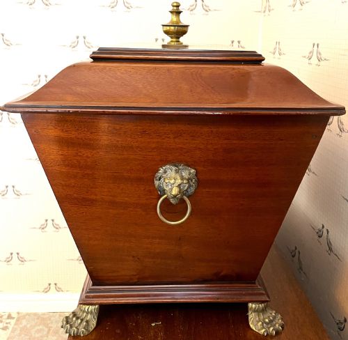 FINE VICTORIAN MAHOGANY CELLARETTE - ADDITIONAL PHOTO 14