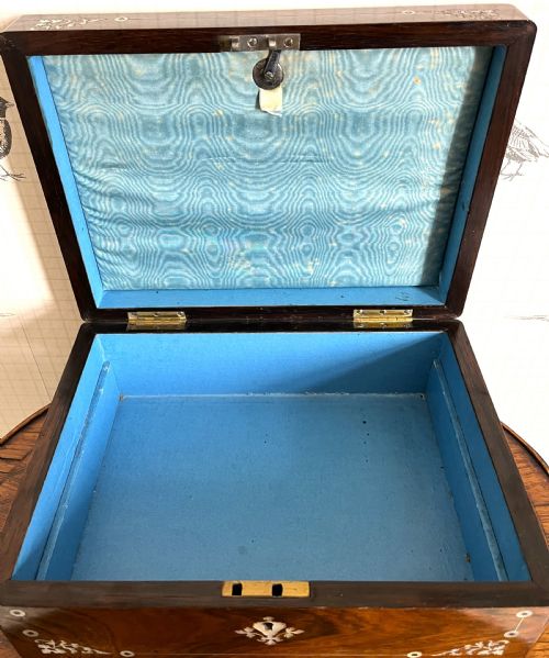 ROSEWOOD MOTHER OF PEARL SEWING BOX - ADDITIONAL PHOTO 10