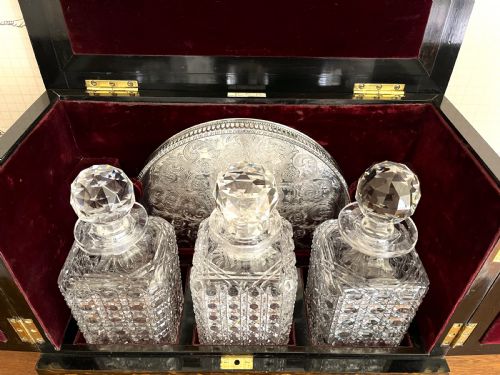 COROMANDEL DECANTER SET BY WALKER HALL - ADDITIONAL PHOTO 3