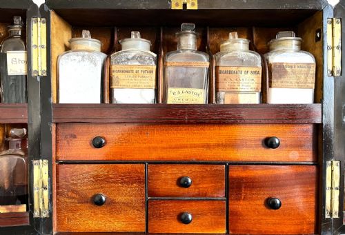 RARE MAHOGANY HOUSEHOLD APOTHECARY CABINET - ADDITIONAL PHOTO 1