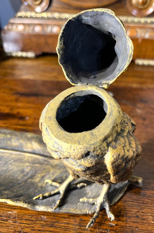 FRANZ BERGMANN BRONZE OWL ON FEATHER INKWELL - ADDITIONAL PHOTO 2