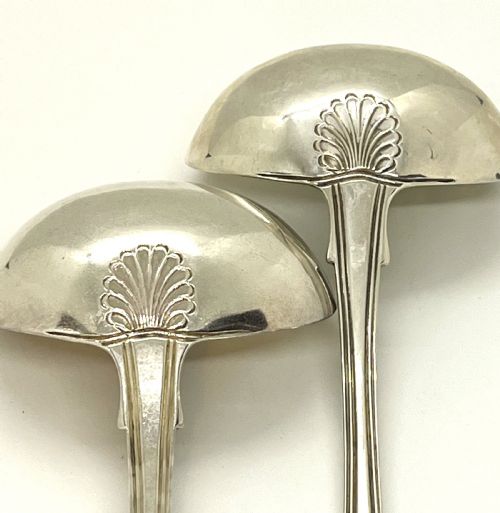 GOOD PAIR OF IRISH SILVER SAUCE LADLES 1827 - ADDITIONAL PHOTO 5
