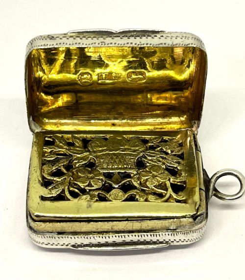 georgian silver vinaigrette - CATEGORY: ANTIQUE BOXES - DATED 1800