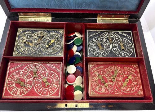 BETJEMANN BURR WALNUT GAMES BOX - ADDITIONAL PHOTO 4