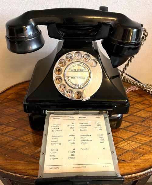 GPO 1930'S FULLY CONVERTED TELEPHONE BELL BOX - ADDITIONAL PHOTO 1
