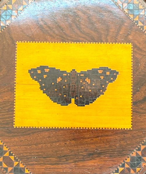 FINE TUNBRIDGE WARE OCTAGONAL BUTTERFLY DISH - ADDITIONAL PHOTO 2