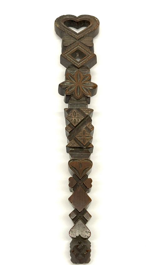 19TH CENTURY CURVED LOVE TOKEN - ADDITIONAL PHOTO 2