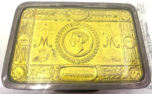 UNIQUE WW1 PRINCESS MARY 1914 SILVER MOUNTED CHRISTMAS TIN - ADDITIONAL PHOTO 1